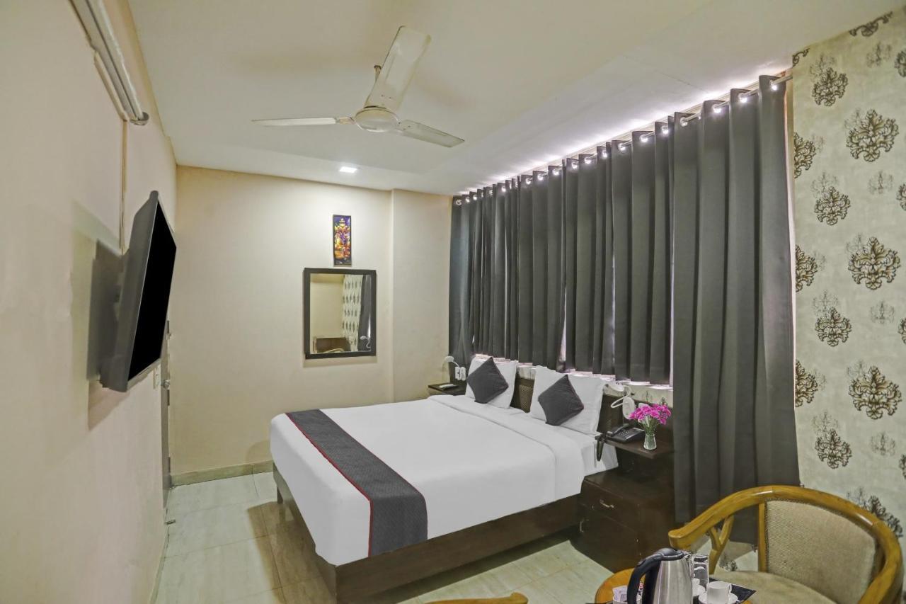 Hotel O Shivam Guest House New Delhi Exterior photo